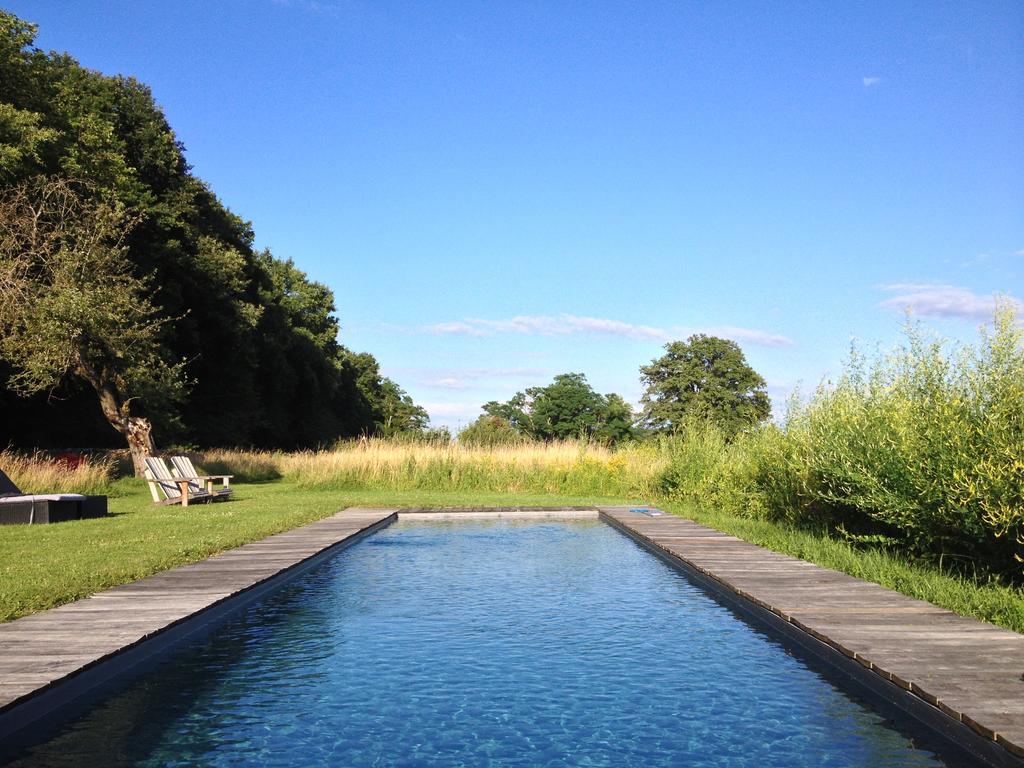 Marigny  Le Pavillon De L'Orangerie Bed & Breakfast エクステリア 写真