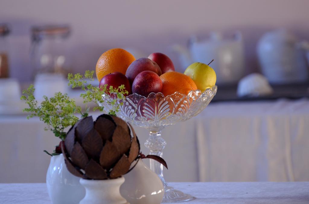 Marigny  Le Pavillon De L'Orangerie Bed & Breakfast エクステリア 写真