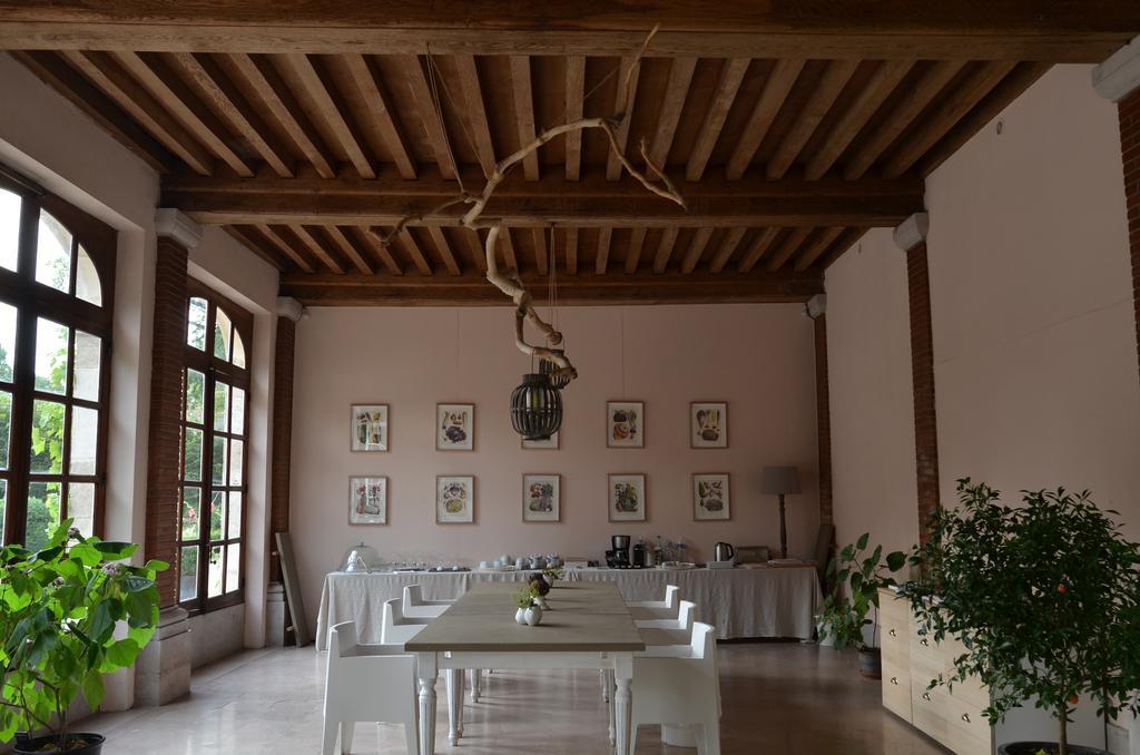 Marigny  Le Pavillon De L'Orangerie Bed & Breakfast エクステリア 写真